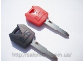 Kawasaki Ninja, ZZR1400, ZX-6R, ZX-9R, ZX-12R, Z1000, Z600  ключ с местом под чип Красный